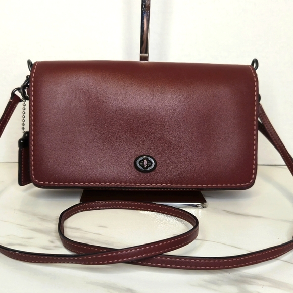 Coach 1941 Dinky Crossbody Bag Clutch DK-20215 - Picture 2 of 15